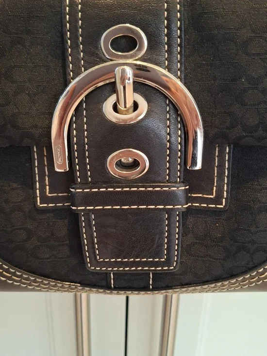 Coach Signature Soho Vintage black monogram shoulder bag in canvas and leather - Picture 3 of 15